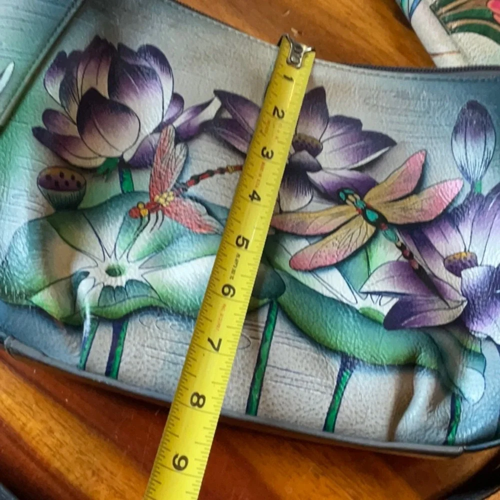 Gorgeous Anuschka crossbody bag - Picture 8 of 12